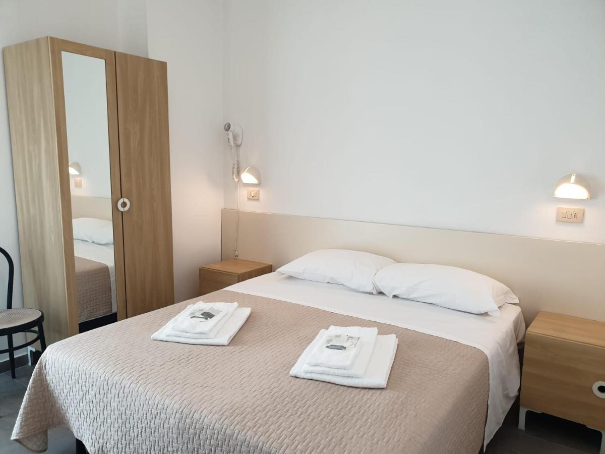 Hotel Baden Baden 리미니 외부 사진