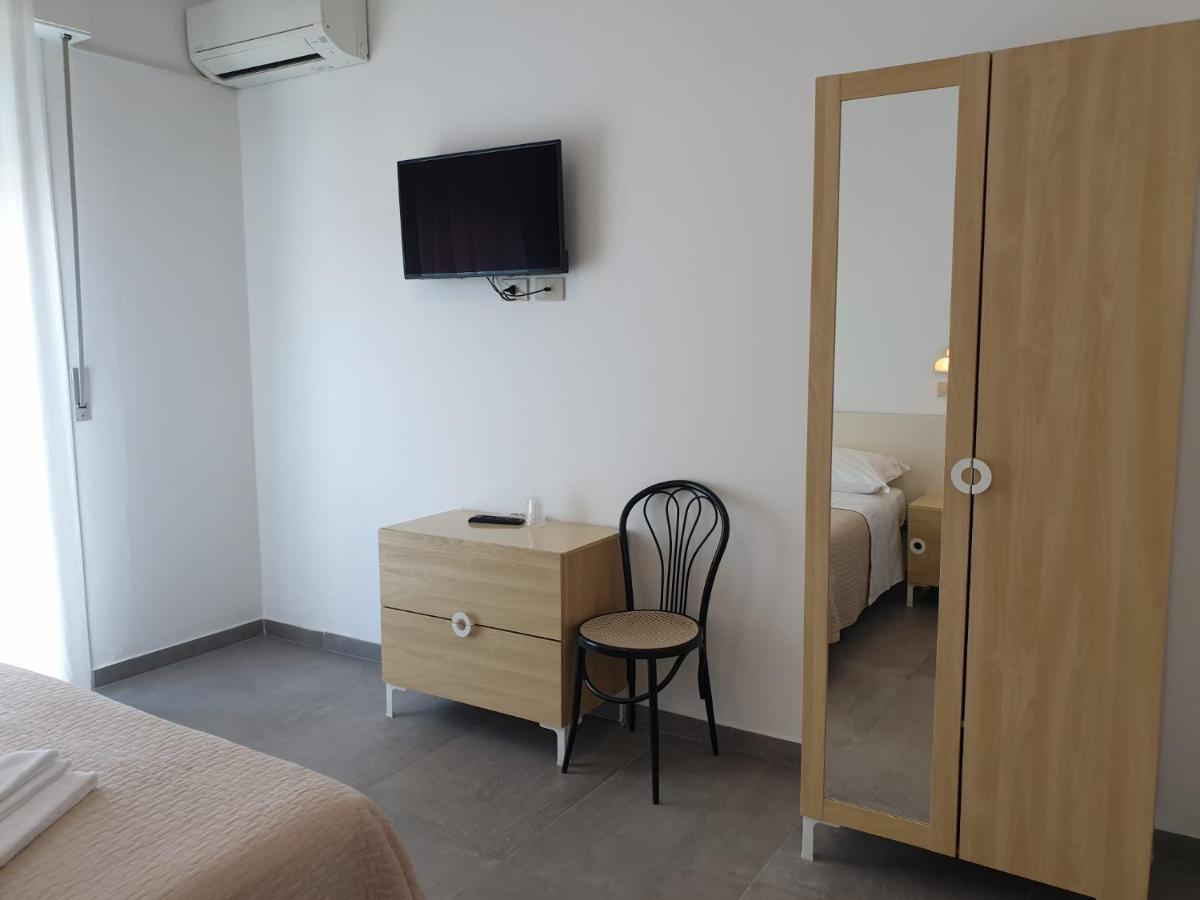 Hotel Baden Baden 리미니 외부 사진