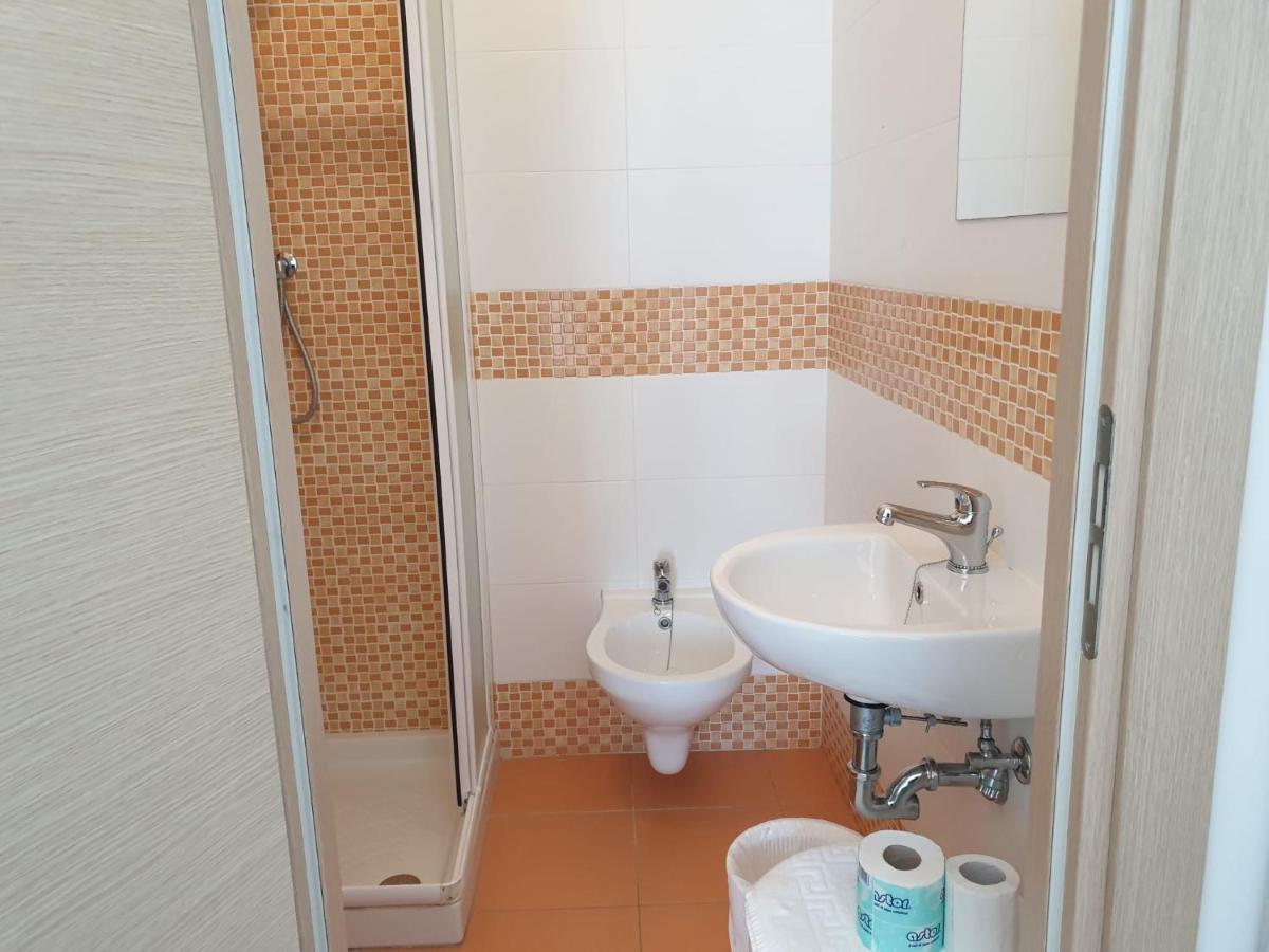 Hotel Baden Baden 리미니 외부 사진